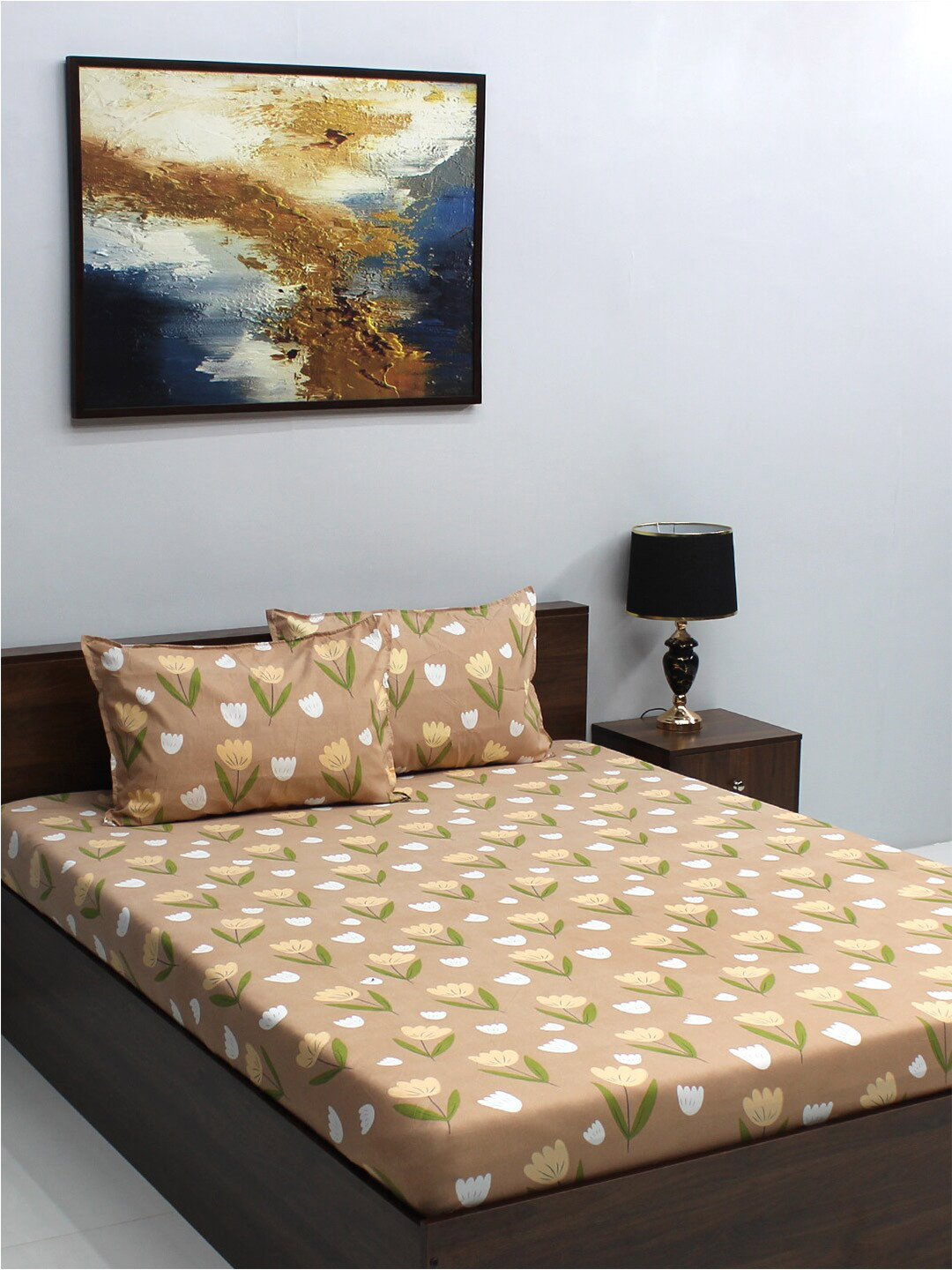 

Raymond Home Serene Brown Floral Microfiber 164 TC Queen Bedsheet With 2 Pillow Covers