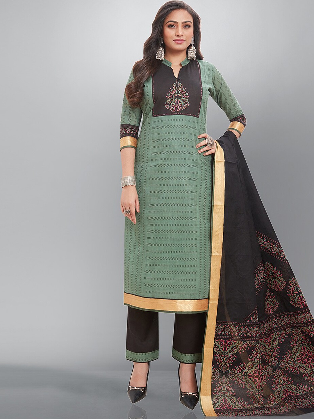 

Jevi Prints Striped Pure Cotton Kurta with Trousers & With Dupatta, Green