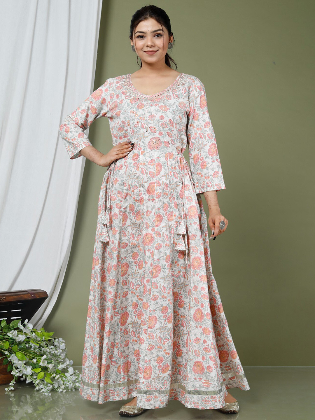 

Swasti Floral Printed Regular Mirror Work Pure Cotton Kurta With Trousers & Dupatta, Peach