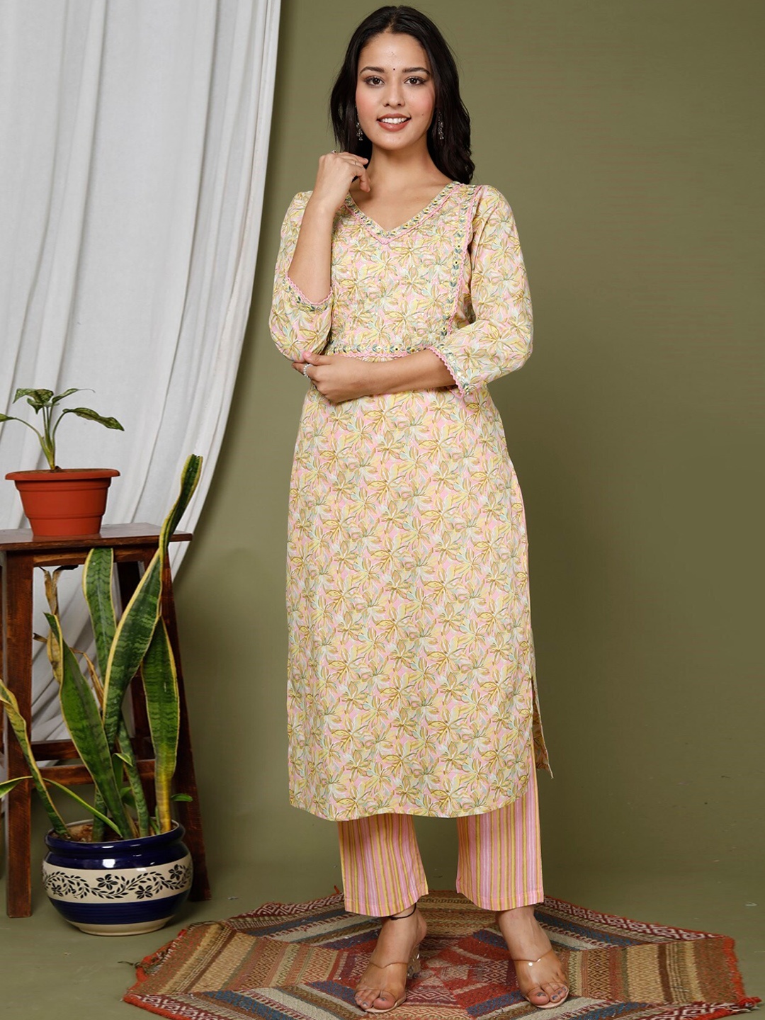

Swasti Floral Printed Regular Thread Work Pure Cotton Kurta With Trousers & Dupatta, Pink