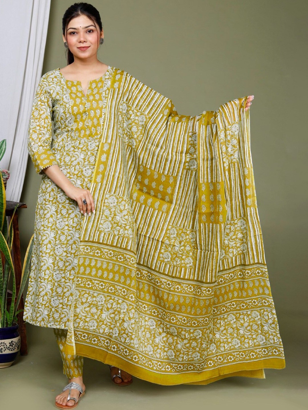 

Swasti Floral Printed Pure Cotton Kurta With Trousers & Dupatta, Yellow