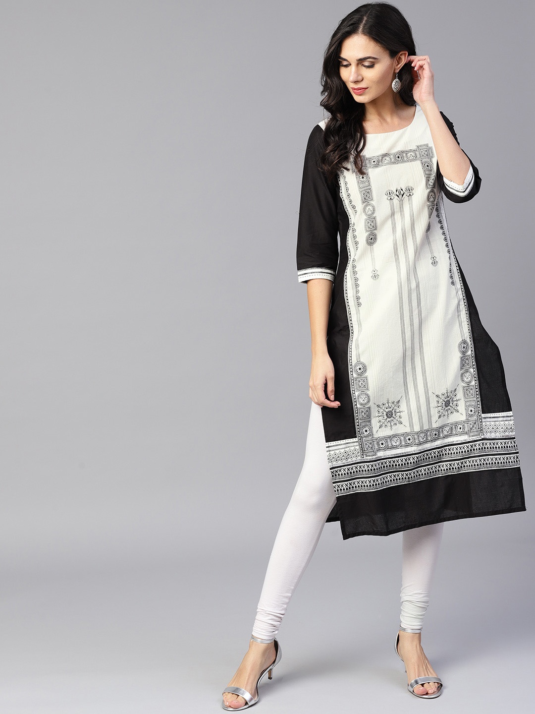 

W Women Off-White & Black Printed Straight Kurta
