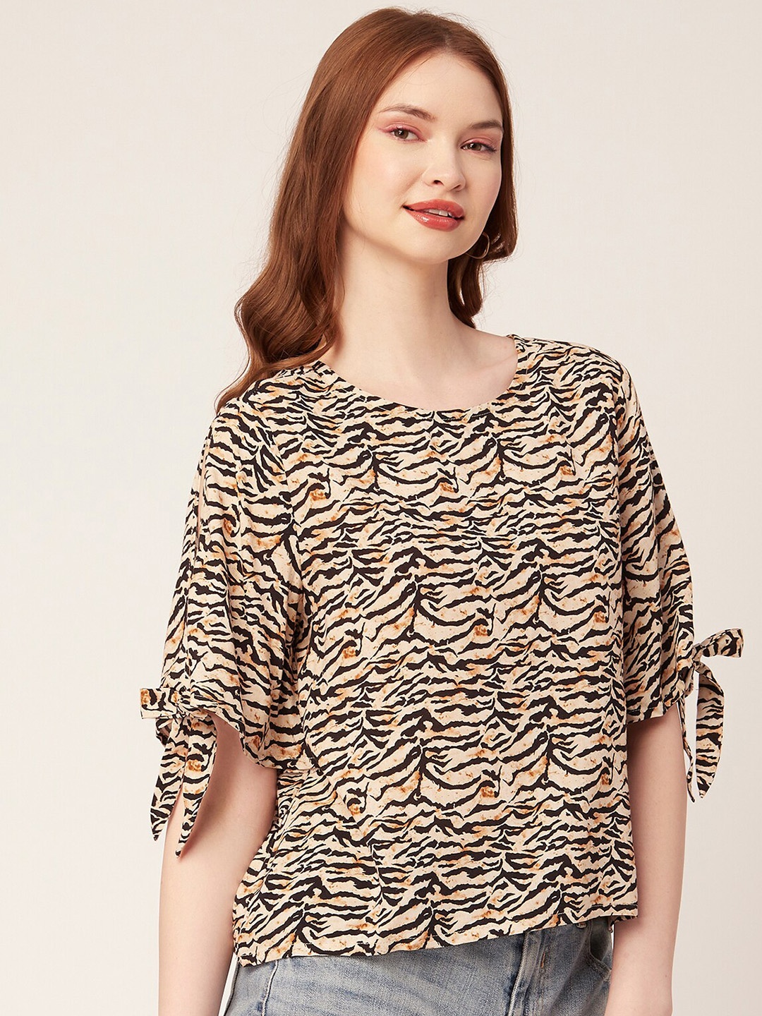

Moomaya Abstract Printed Tie-Ups Top, Beige