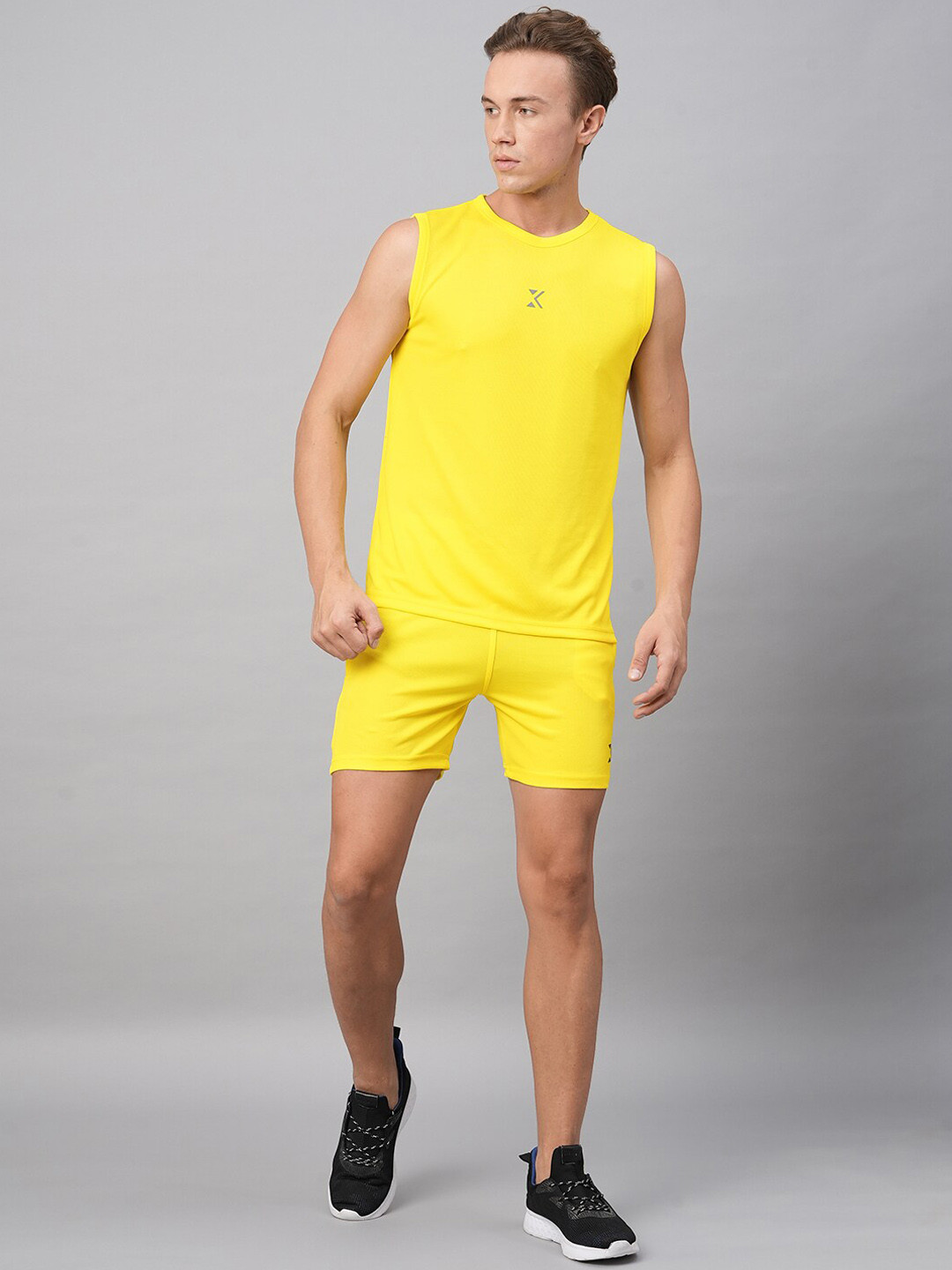 

KRAASA Printed Detail T-shirt & Shorts Co-Ord Set, Yellow
