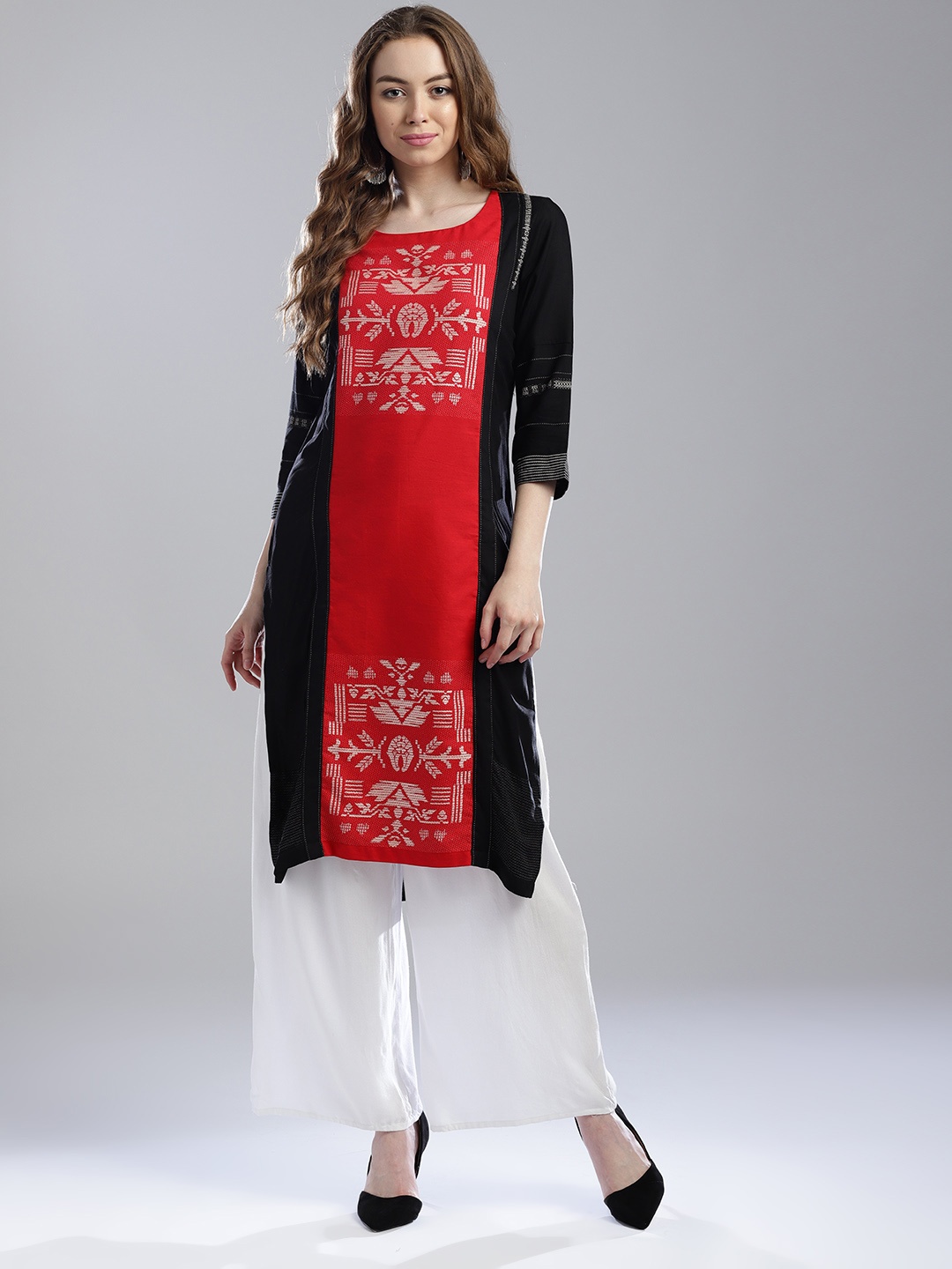 

W Women Black & Red Woven Design Straight Kurta