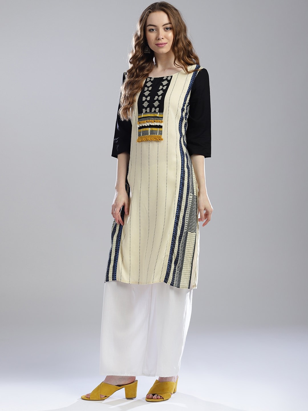 

W Women Cream-Coloured & Black Printed A-Line Sustainable Kurta