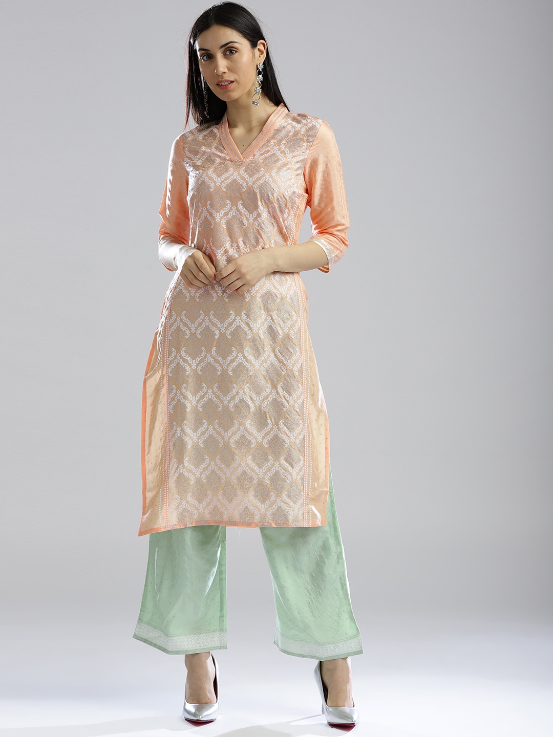 

W Women Peach-Coloured & White Printed Straight Kurta