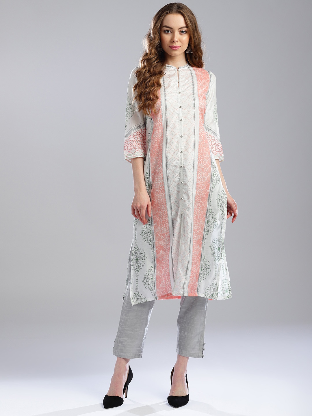 

W Women White & Pink Printed Straight Kurta