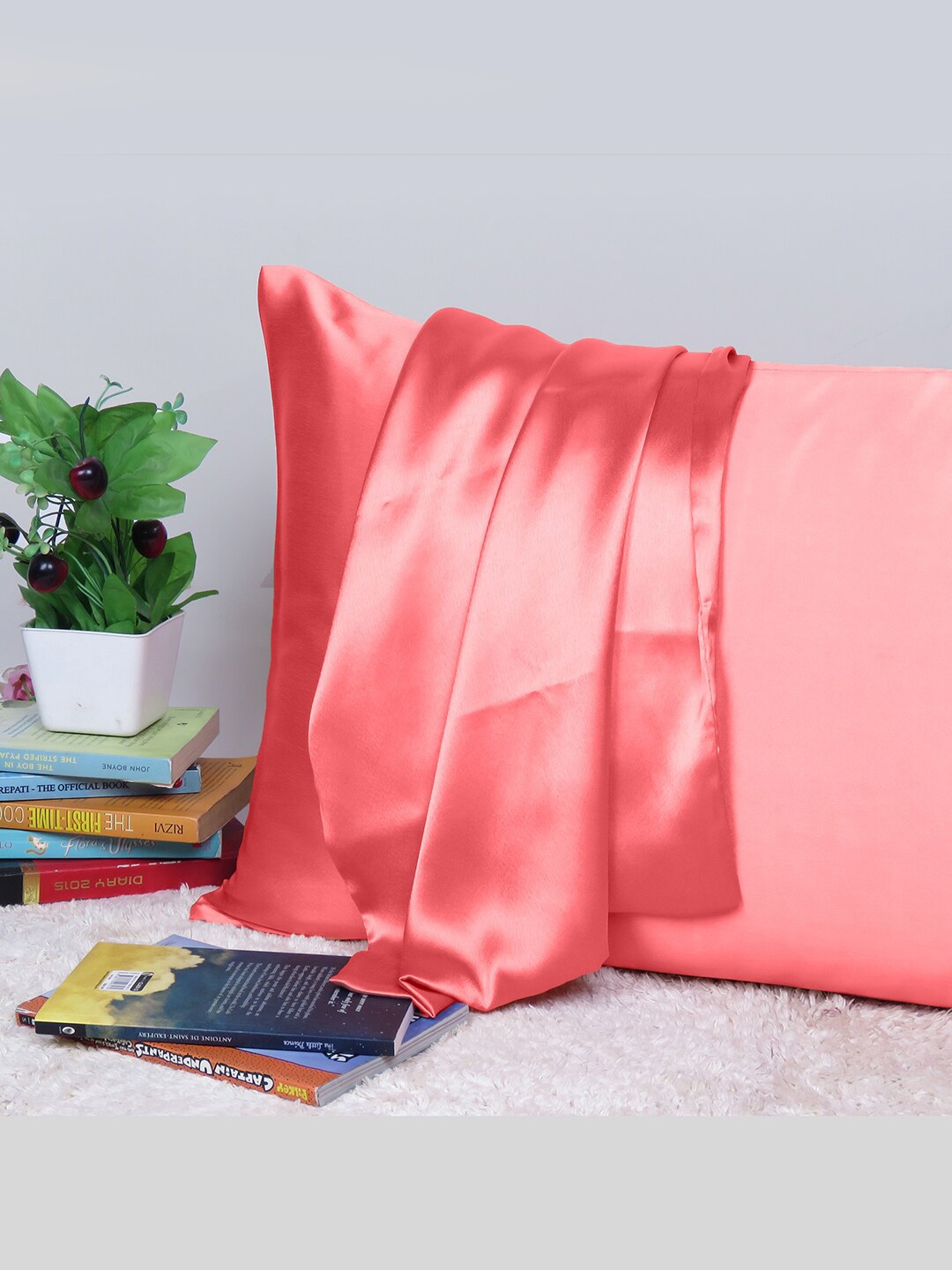 

OUSSUM Riara Parasite Pink Satin Decorative Rectangular Pillow Cover