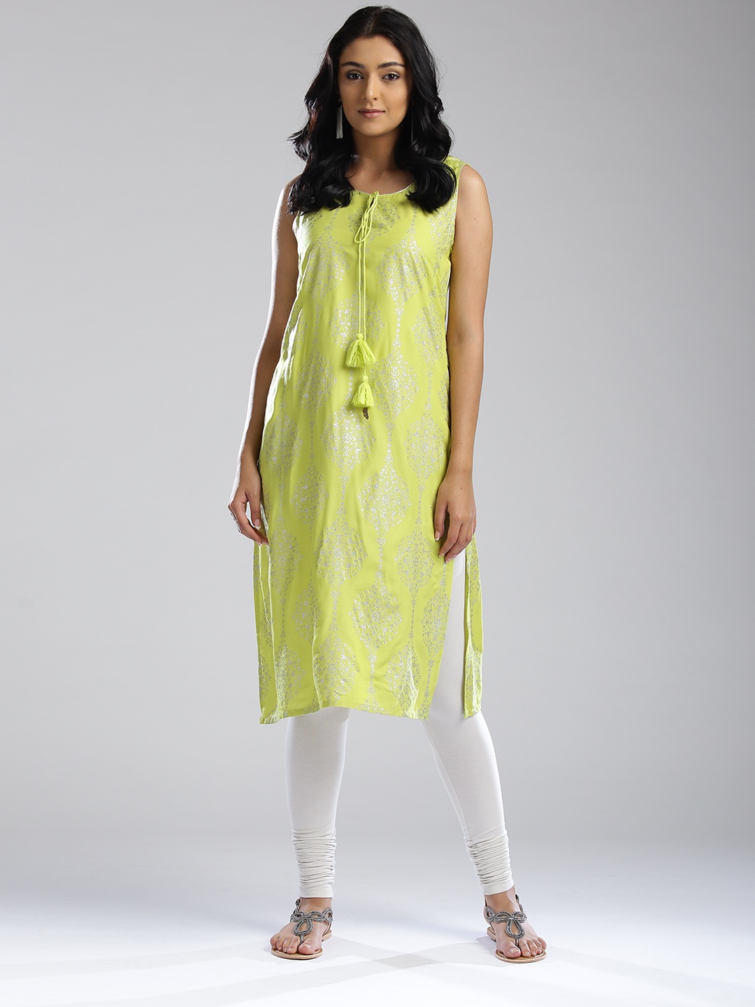 

W Women Green & Silver Printed Straight Kurta