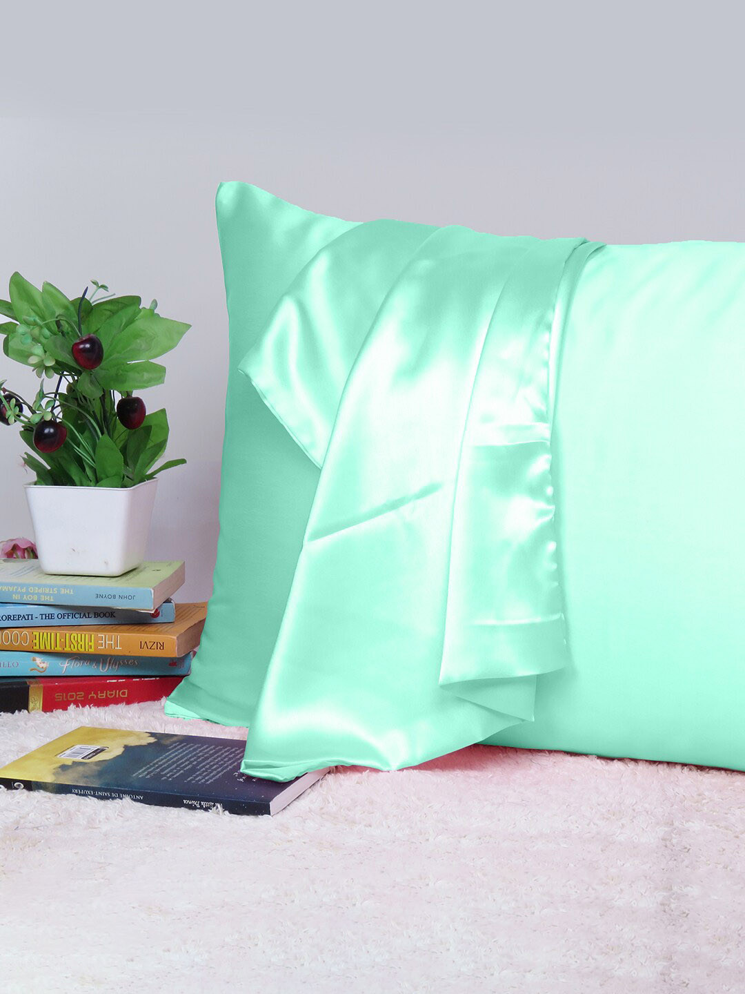 

OUSSUM Riara Green Satin Decorative Rectangular Pillow Cover