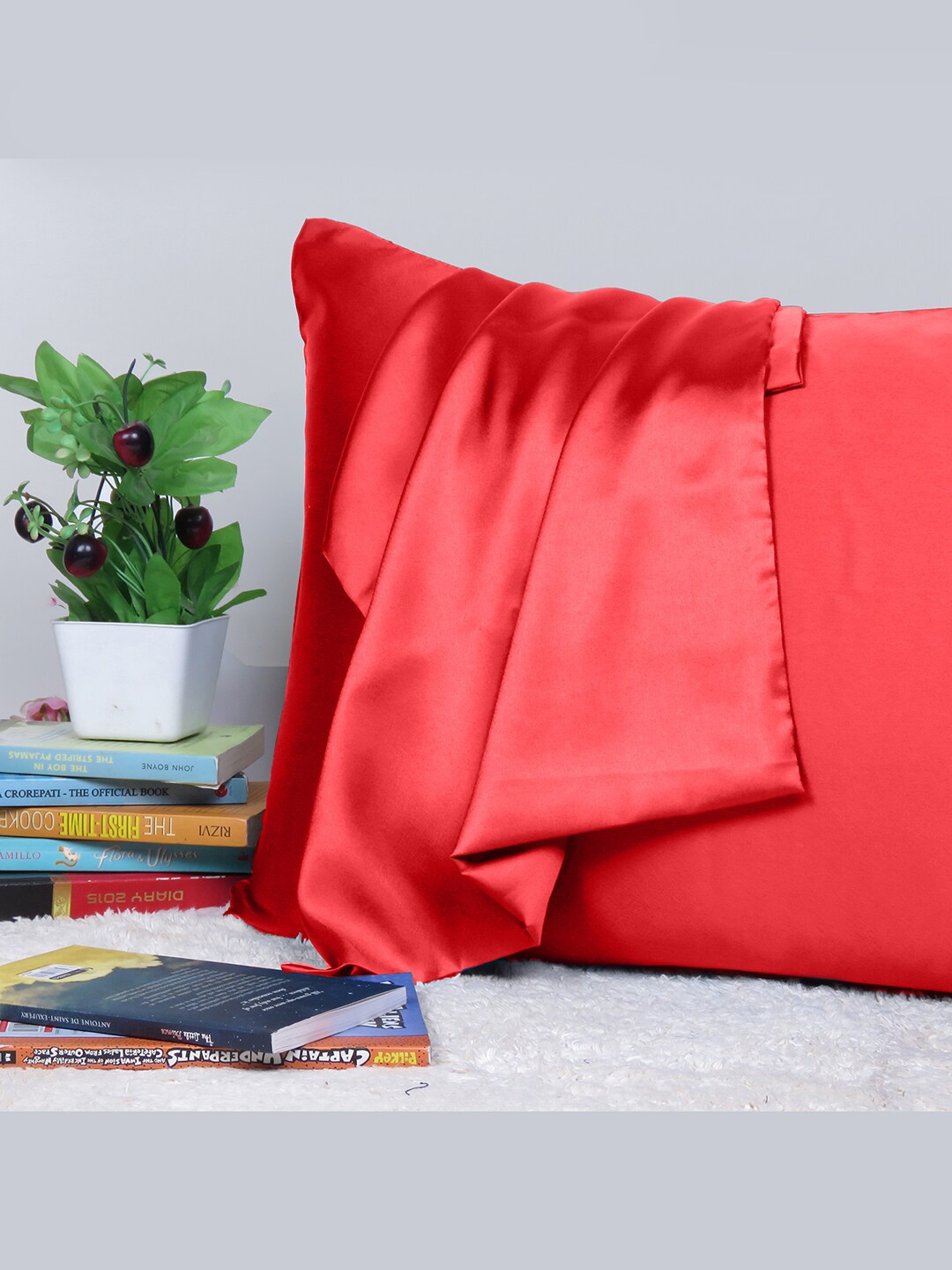 

OUSSUM Riara Red Satin Decorative Rectangular Pillow Cover