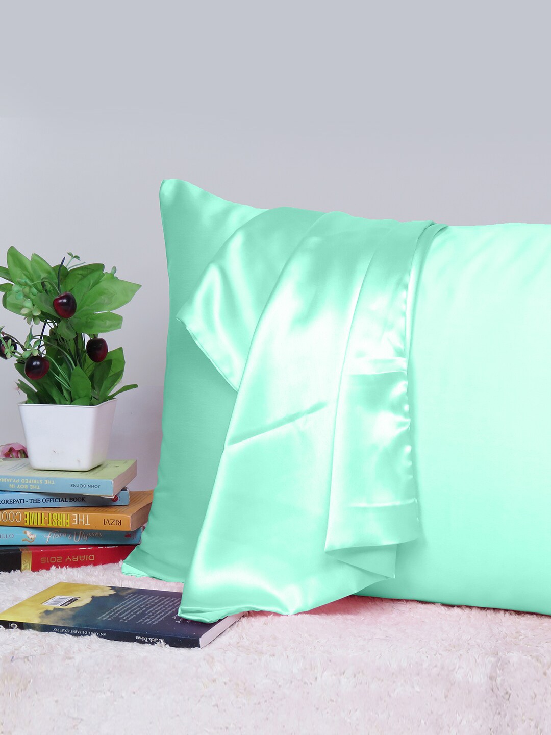 

OUSSUM Green Satin Rectangular Pillow Cover