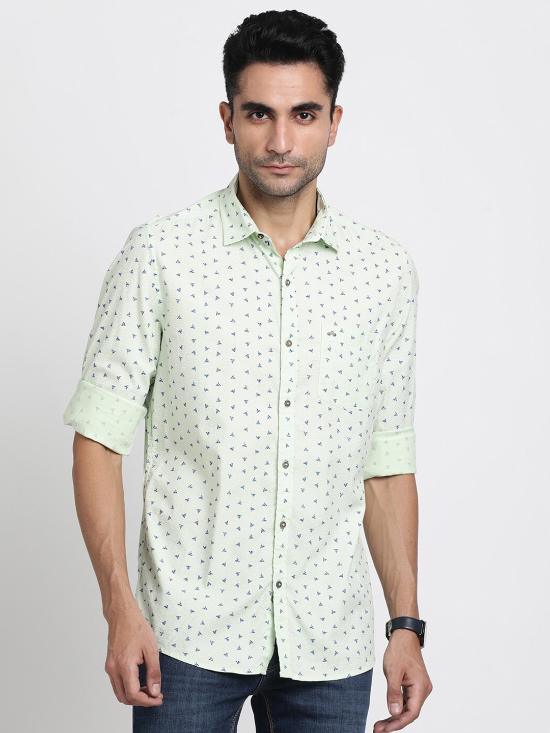 

Turtle Relaxed Slim Fit Conversational Printed Casual Shirt, Green