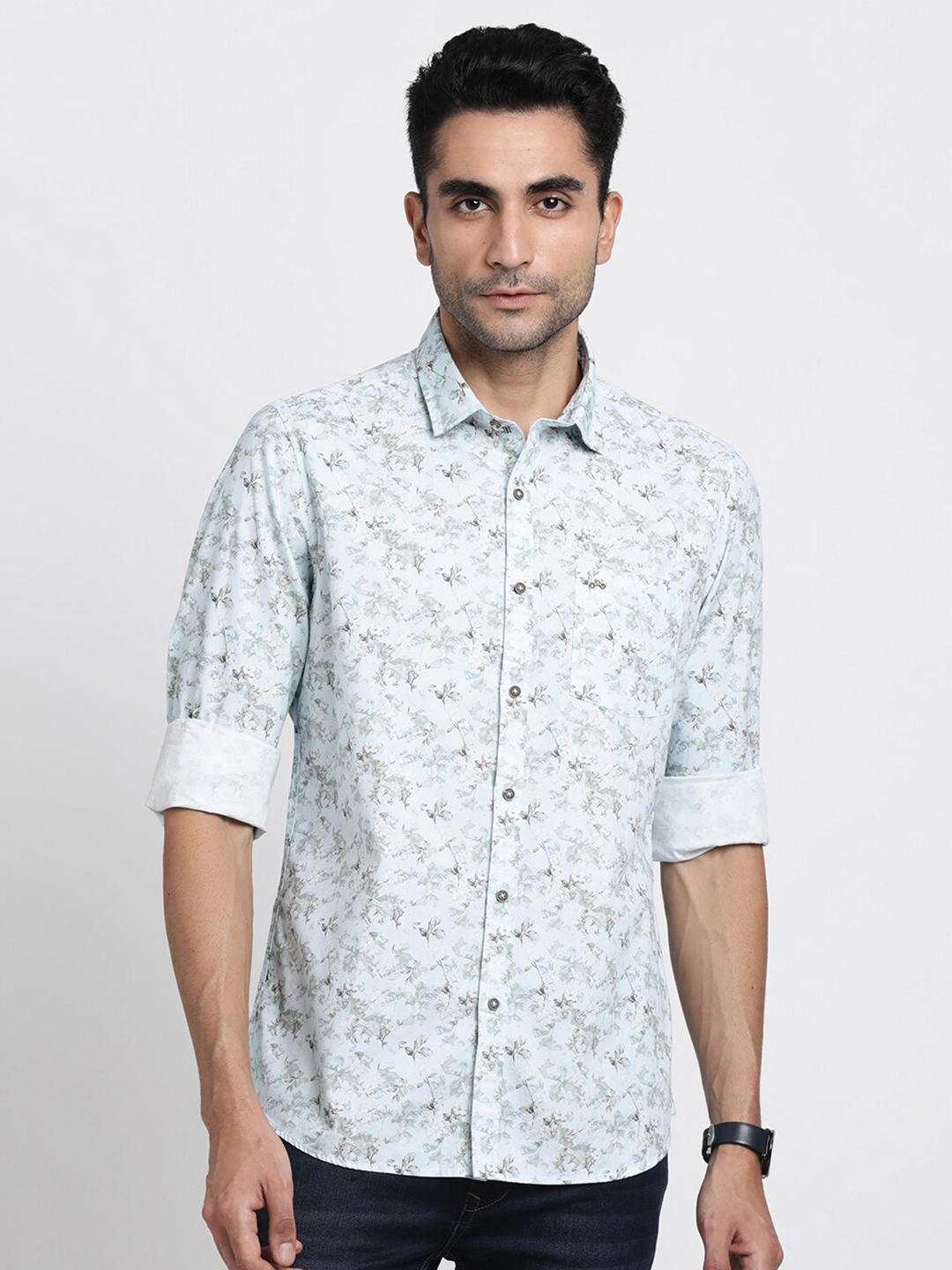 

Turtle Men Floral Printed Opaque Relaxed Slim Fit Cotton Casual Shirt, Blue