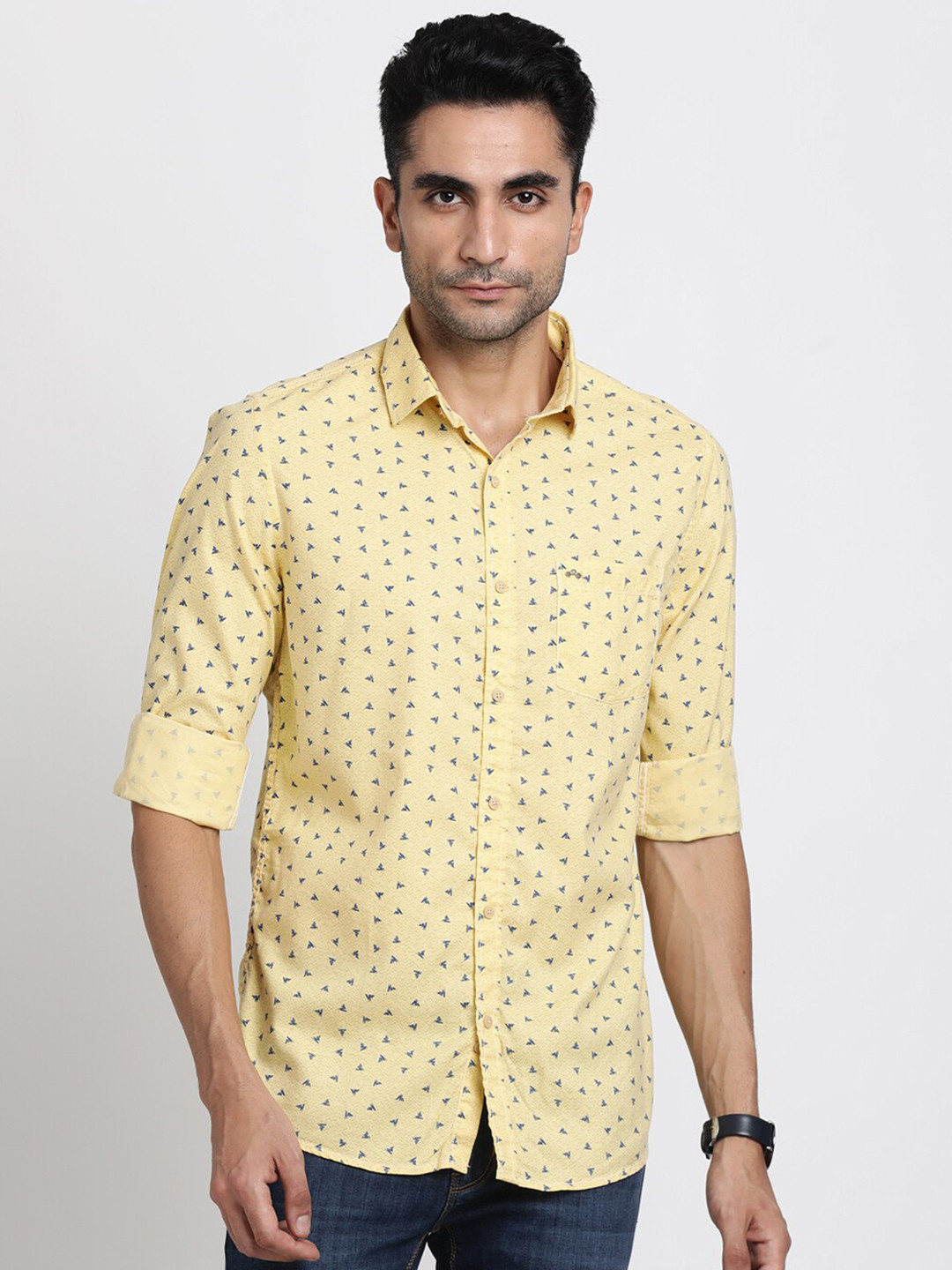 

Turtle Relaxed Slim Fit Geometric Printed Casual Shirt, Yellow