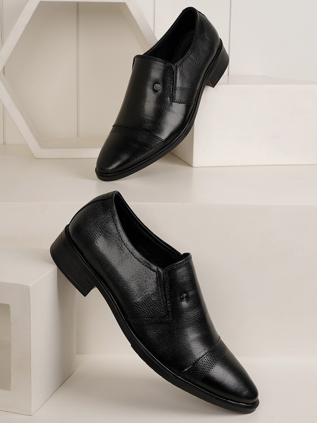 

Style Shoes Men Textured Leather Formal Slip-On Shoes, Black