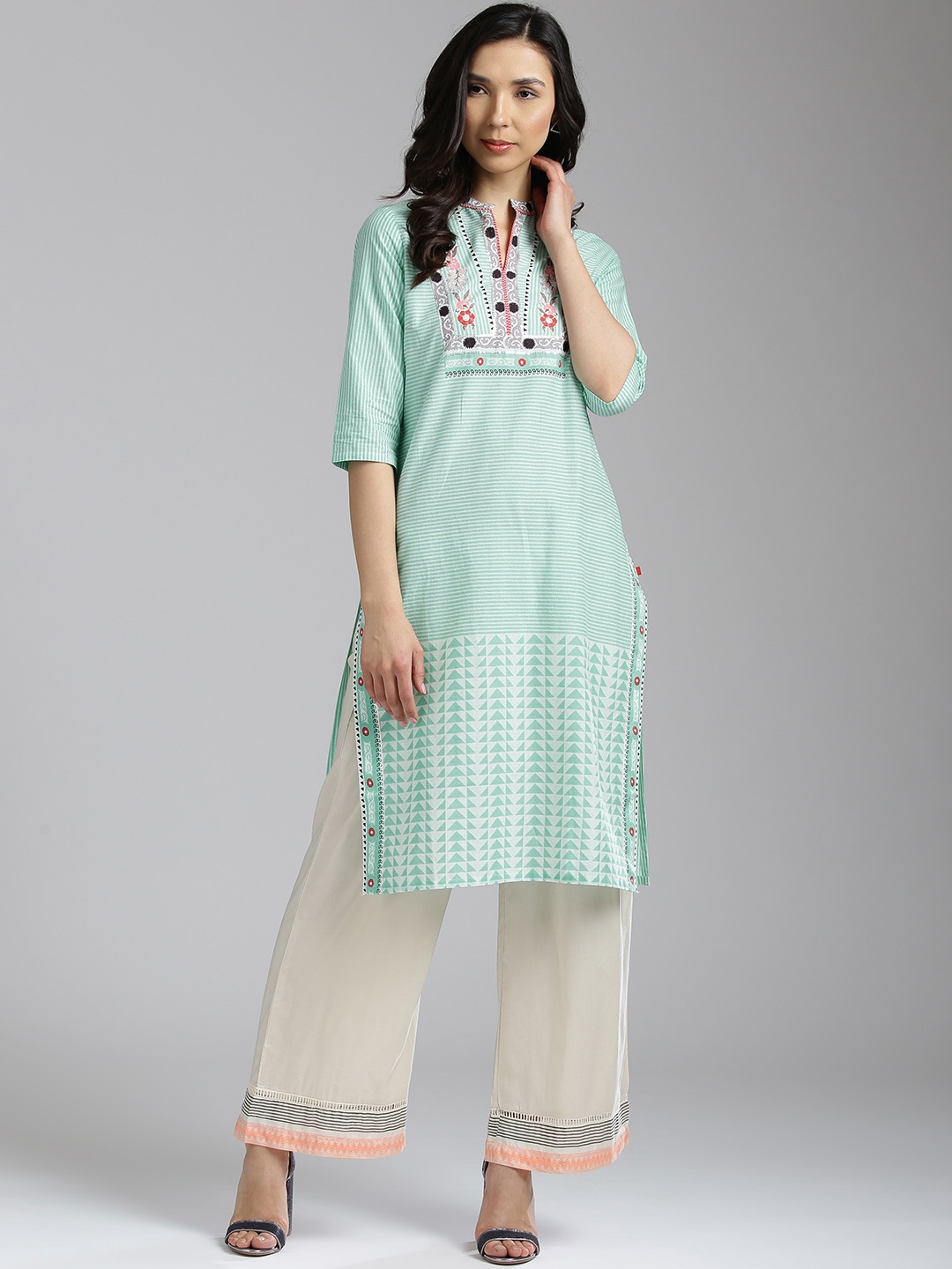 

W Women Green & Off-White Striped Straight Kurta