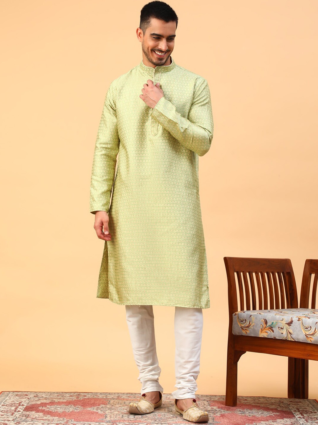 

TABARD Woven Design Mandarin Collar Kurta with Churidar, Green