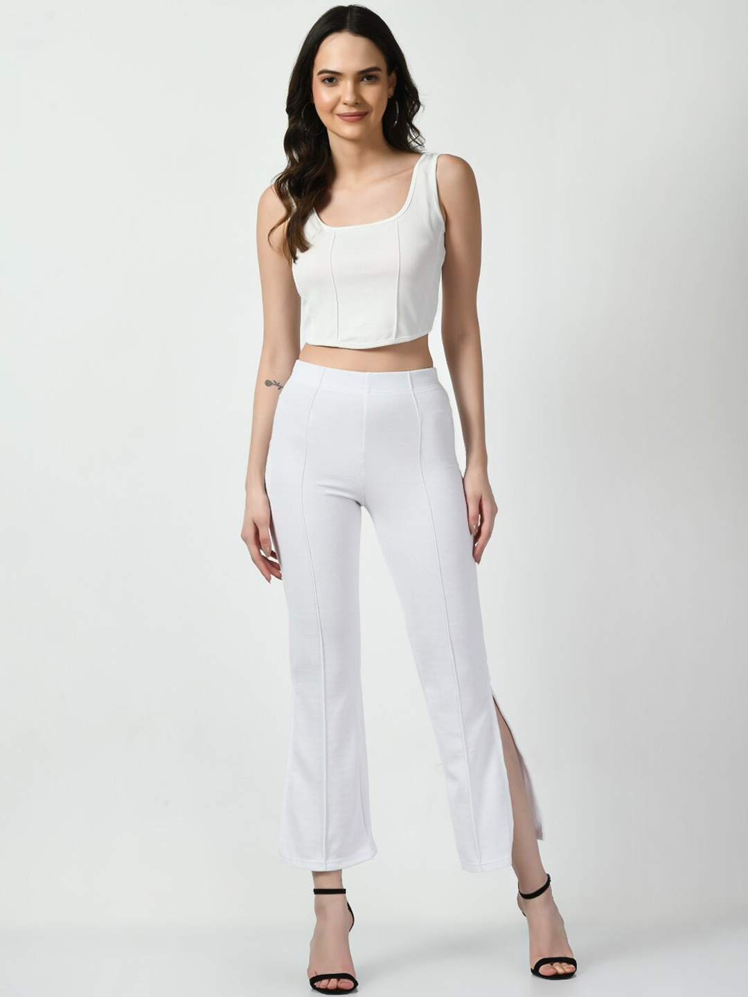 

CLAFOUTIS Square Neck Sleeveless Crop Top With Trousers, White