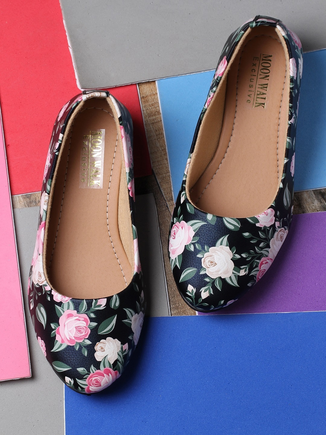 

Moonwalk Printed Wedge Pumps, Black