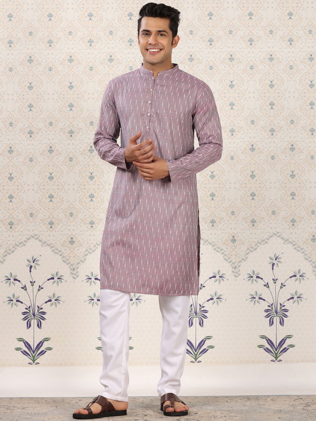 

Ode by House of Pataudi Striped Thread Work Jacquard Kurta, Mauve