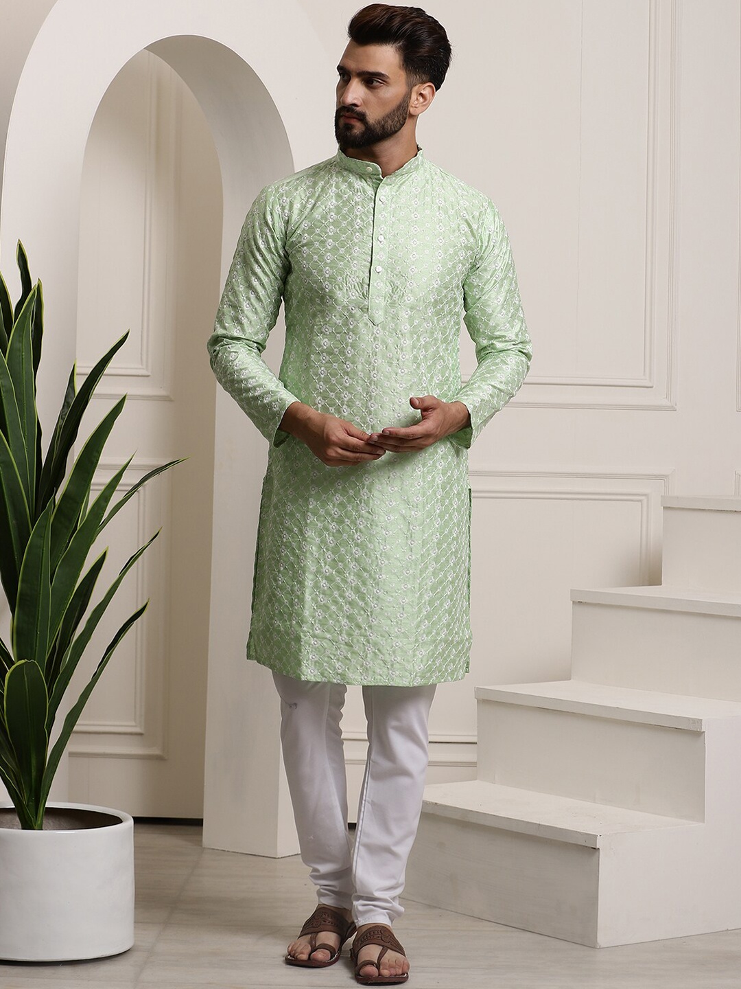 

SOJANYA Ethnic Motifs Embroidered Band Collar Kurta with Churidar, Green