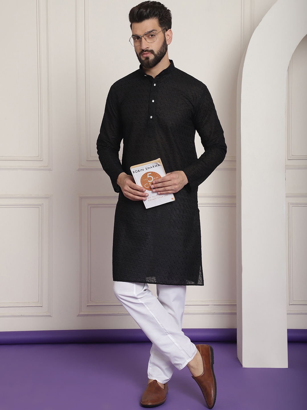 

SOJANYA Embroidered Regular Thread Work Pure Cotton Kurta with Churidar, Black