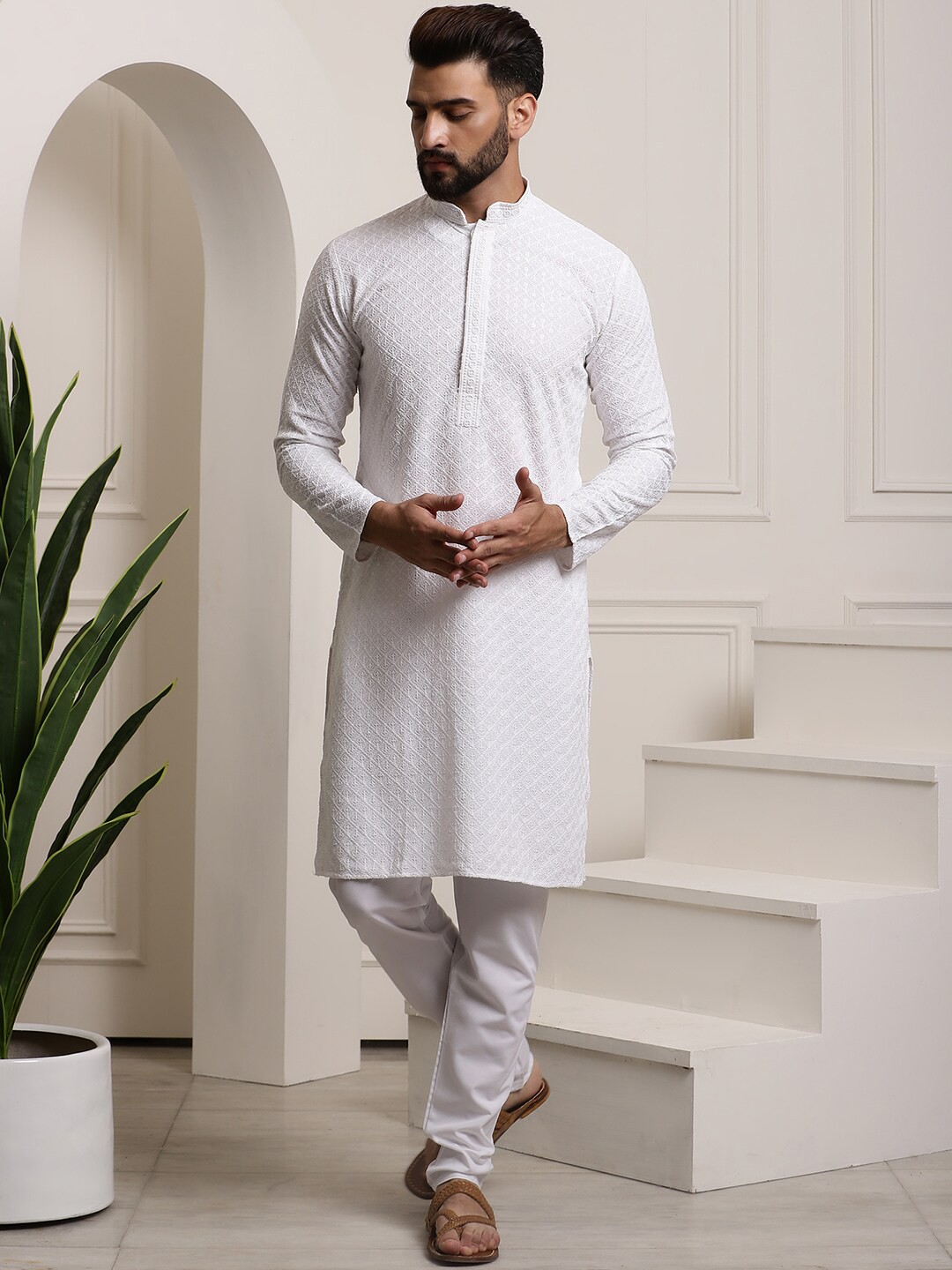 

SOJANYA Ethnic Motifs Embroidered Pure Cotton Kurta with Churidar, White