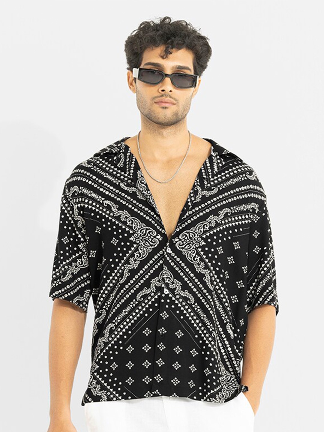 

Snitch Black Classic Oversized Ethnic Motifs Printed Casual Shirt