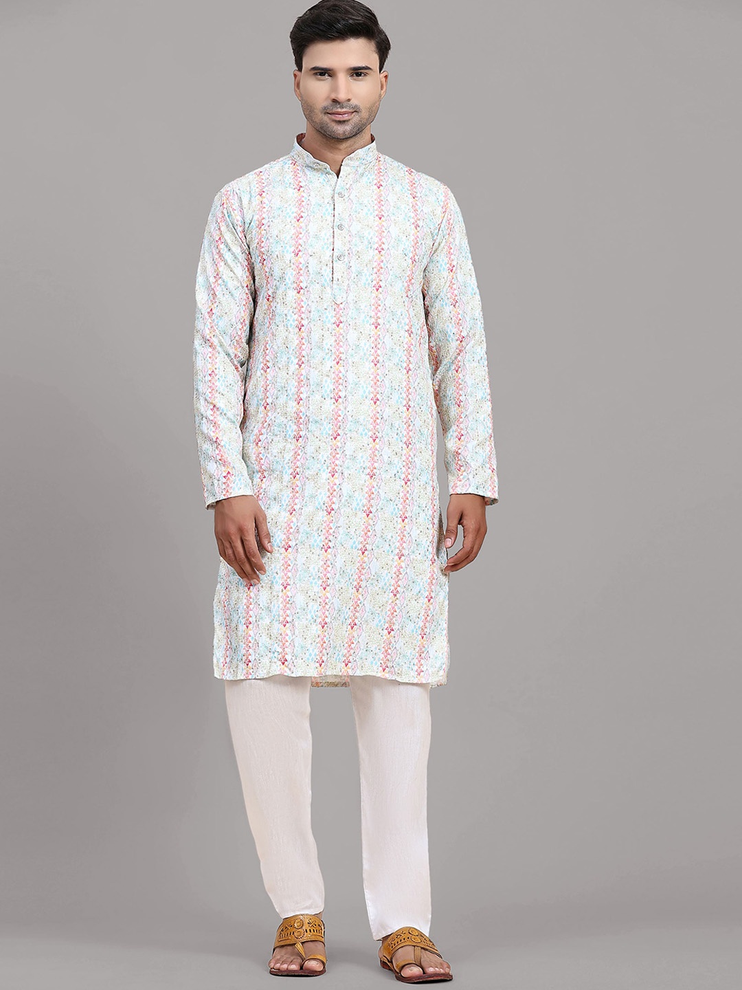 

Fabcartz Men Ethnic Motifs Embroidered Regular Kurta With Pyjamas, White