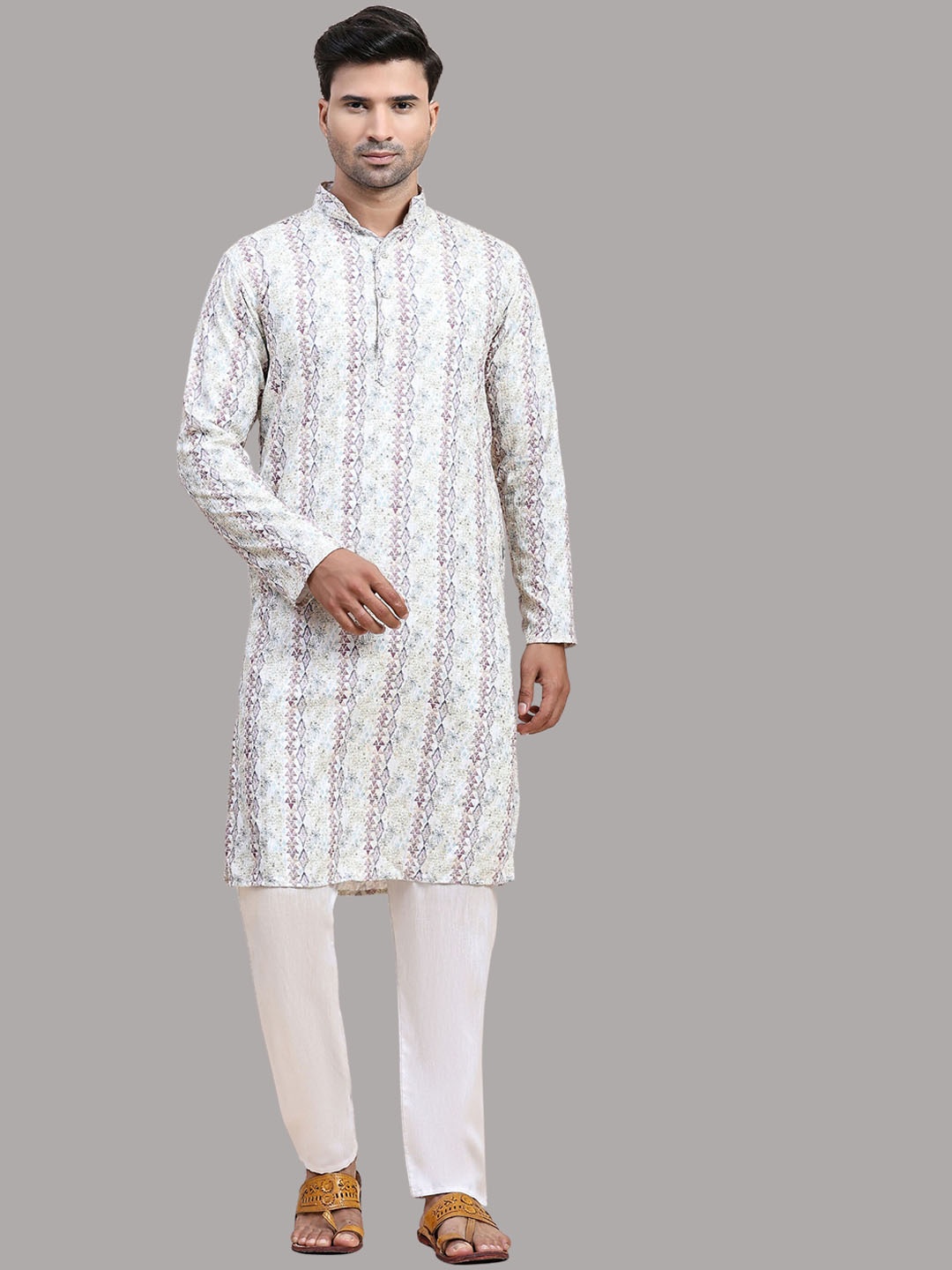 

Fabcartz Men Ethnic Motifs Embroidered Regular Kurta With Pyjamas, White