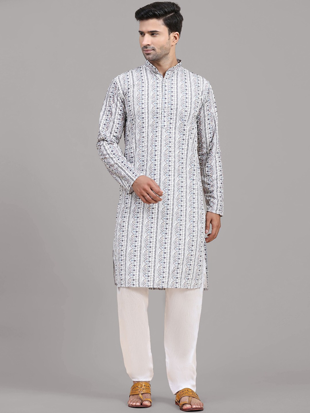 

Fabcartz Geometric Printed Mandarin Collar Kurta with Pyjamas, White