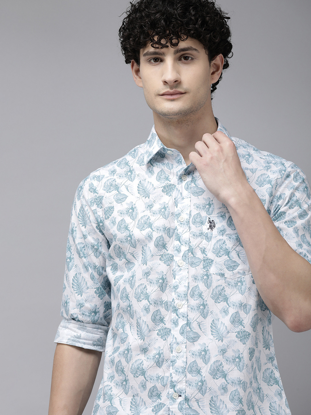 

U.S. Polo Assn. Tailored Fit Tropical Printed Pure Cotton Casual Shirt, Blue