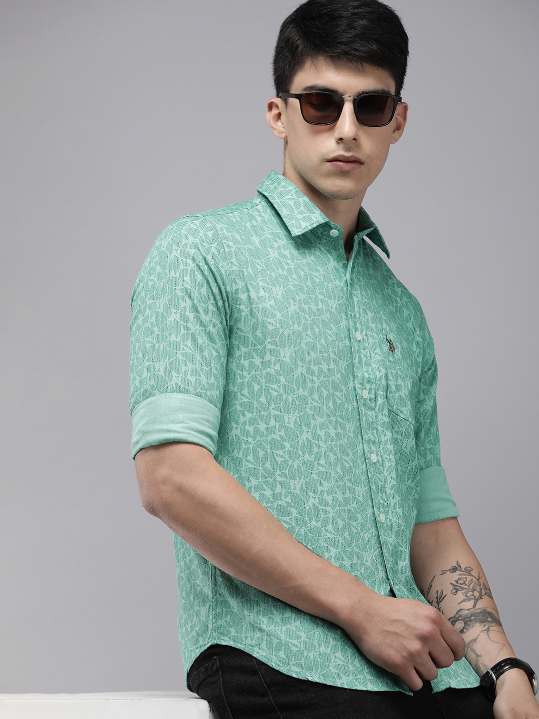 

U.S. Polo Assn. Tailored Fit Abstract Printed Pure Cotton Casual Shirt, Green