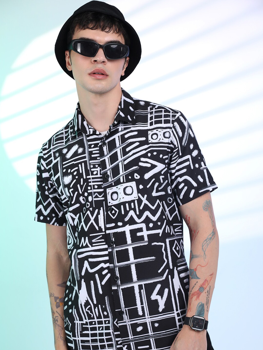 

KETCH Black Slim Fit Opaque Abstract Printed Casual Shirt