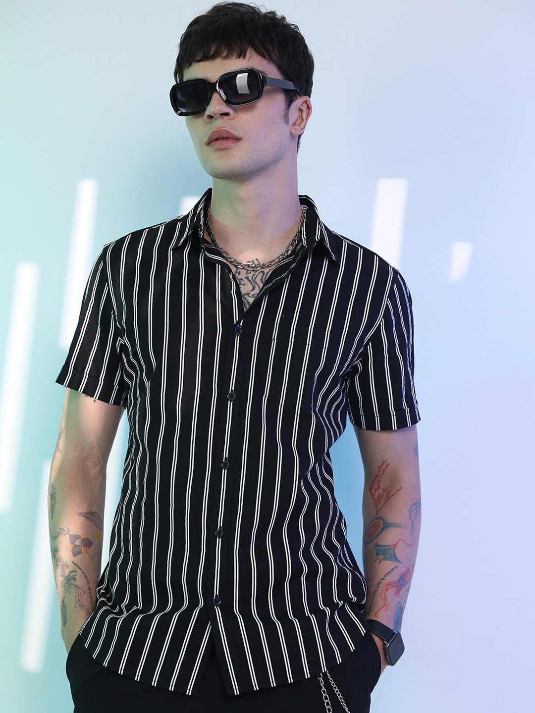 

HIGHLANDER Black Slim Fit Striped Casual Shirt