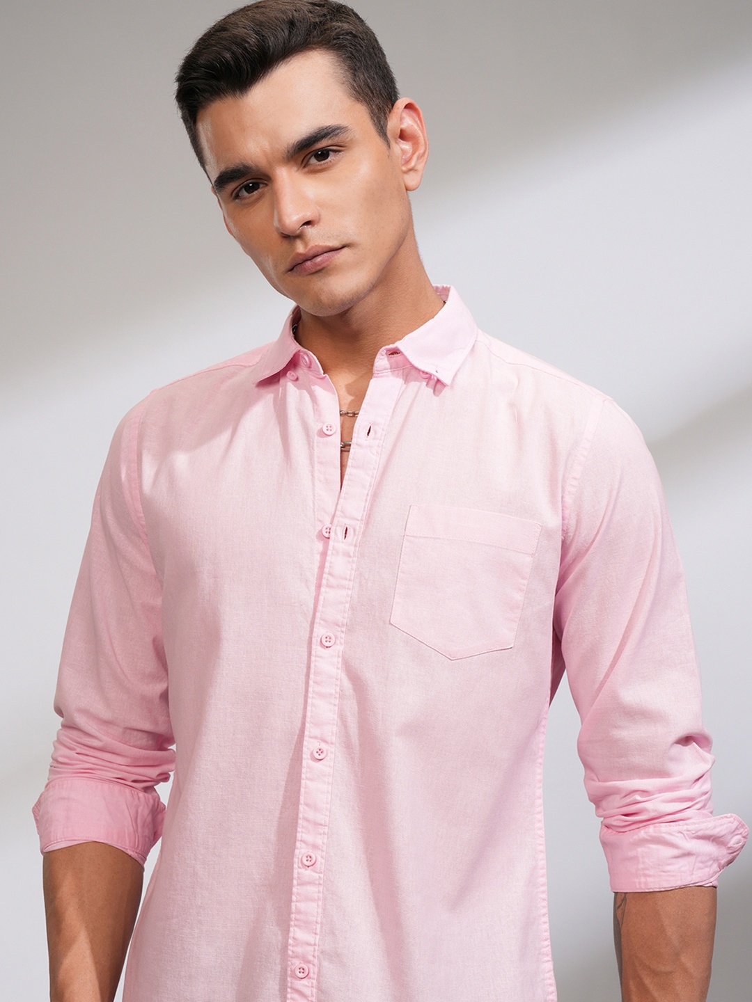 

HIGHLANDER Men Pink Slim Fit Opaque Striped Casual Shirt