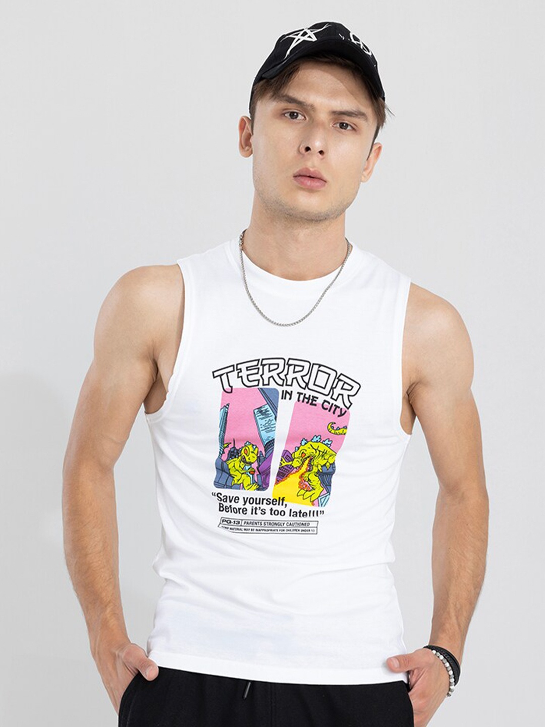 

Snitch White Graphic Printed Cotton Slim Fit T-shirt