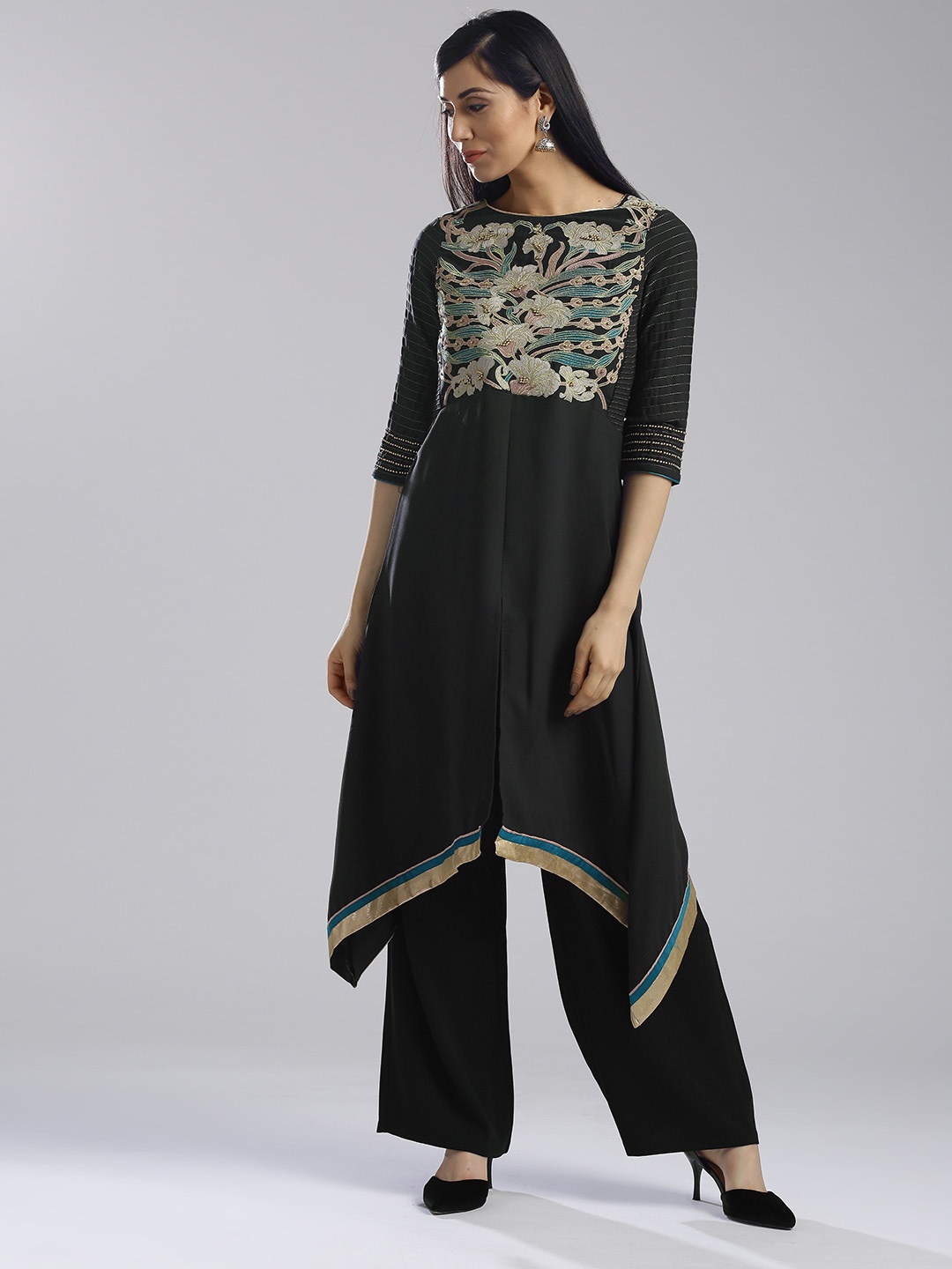 

WISHFUL by W Women Black & Grey Yoke Design Asymmetric A-Line Kurta