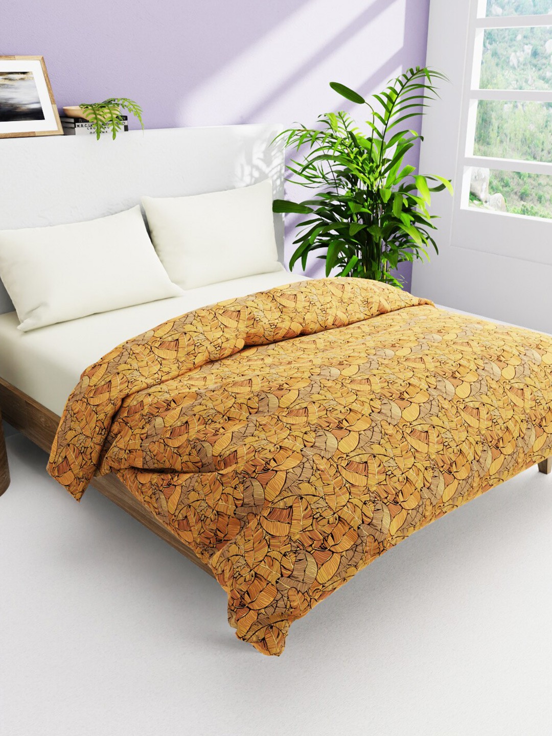 

BIANCA Victoria Beige & Black Floral AC Room 300 GSM Cotton Double Bed Comforter