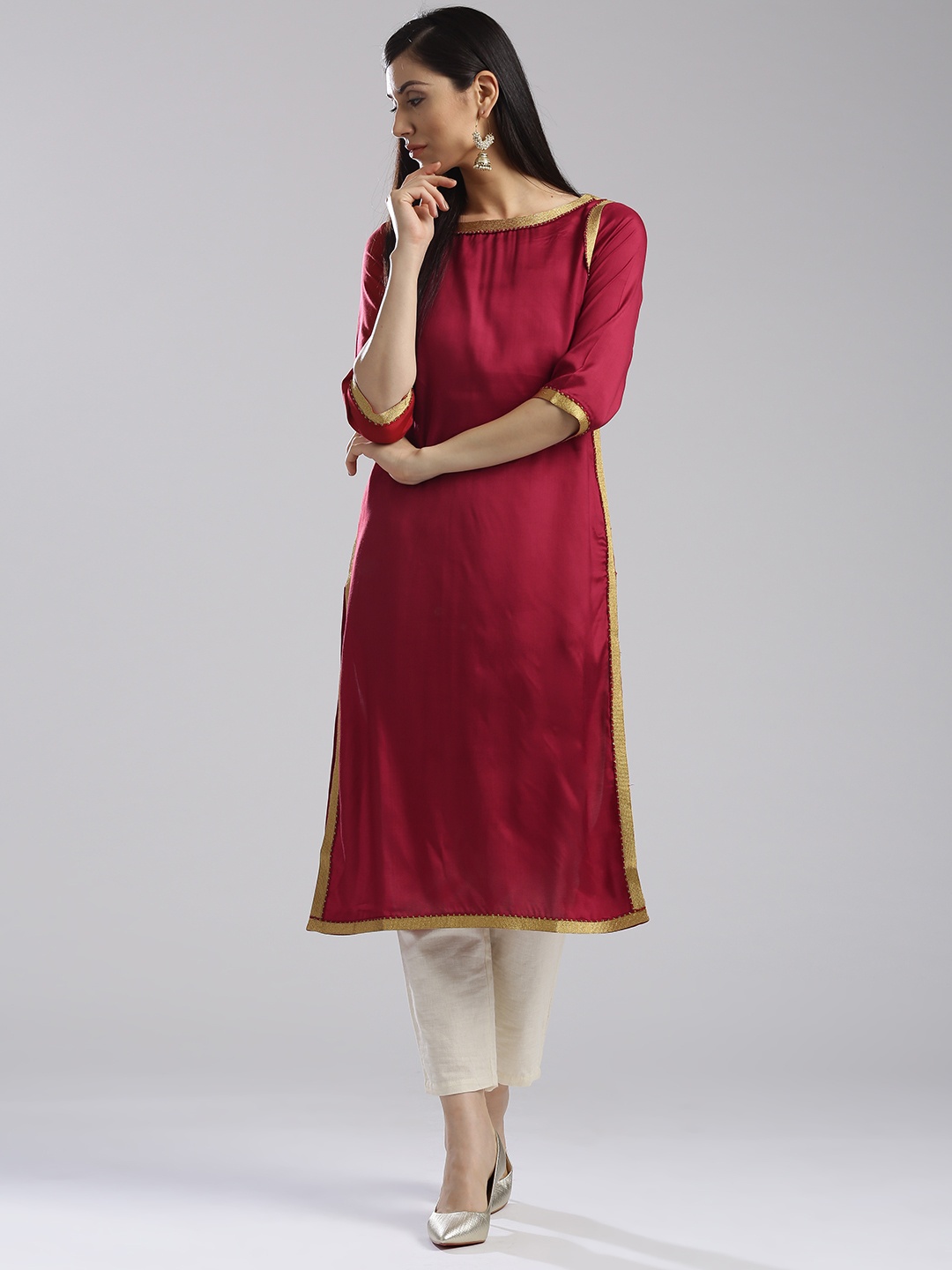 

WISHFUL by W Women Maroon Solid Straight Kurta