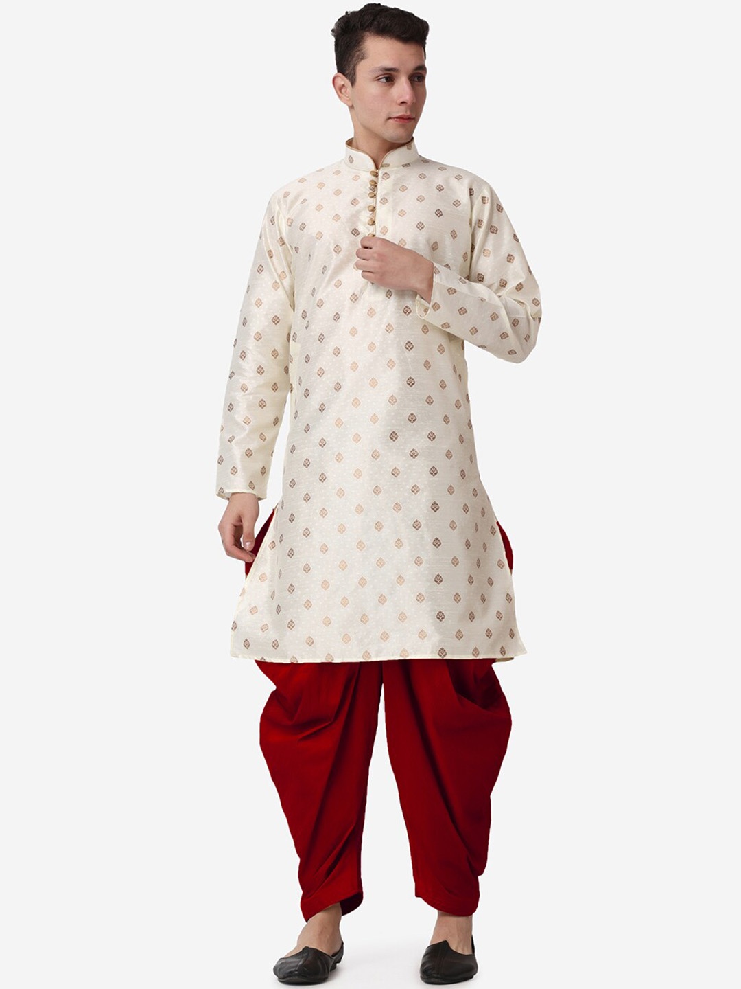 

ROYAL KURTA Paisley Printed Kurta with Dhoti Pants, Maroon