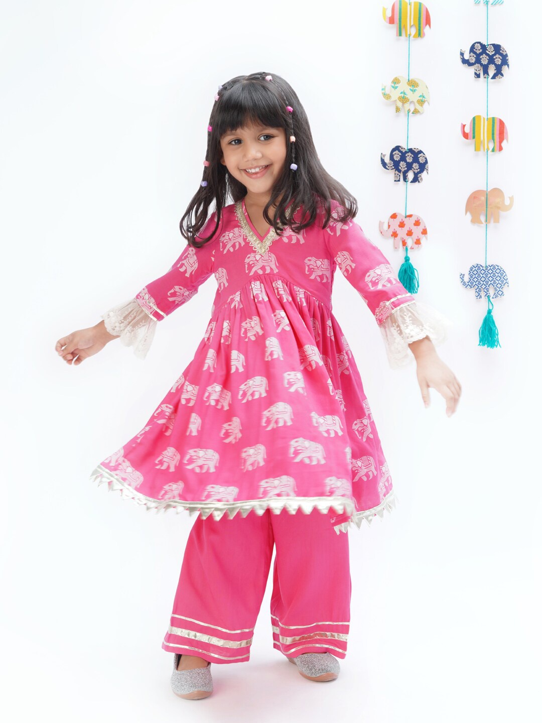 

LIL DRAMA Girls Printed V-Neck Empire Gotta Patti A-Line Kurta with Trousers, Pink