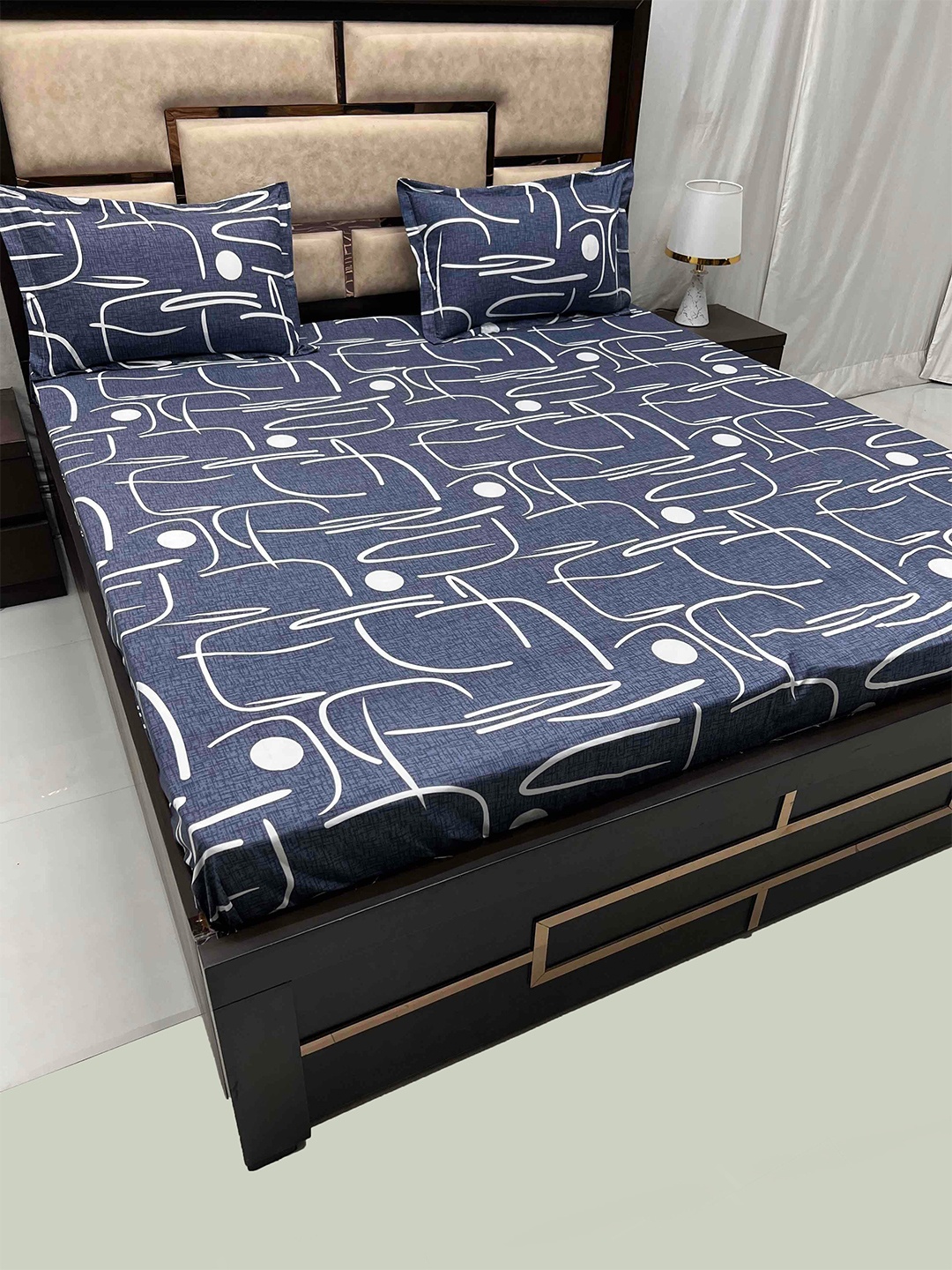 

Pure Decor Leisure Fur Blue Polycotton 300 TC King Bedsheet & 2 Pillow Covers
