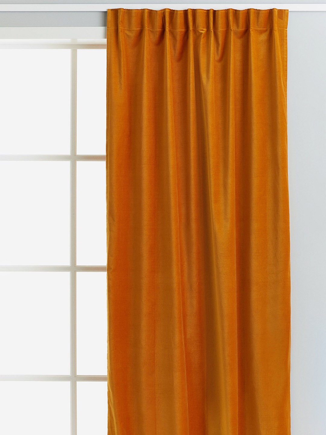 

H&M Orange-Coloured Cotton 2-Pack Velvet Curtain Lengths