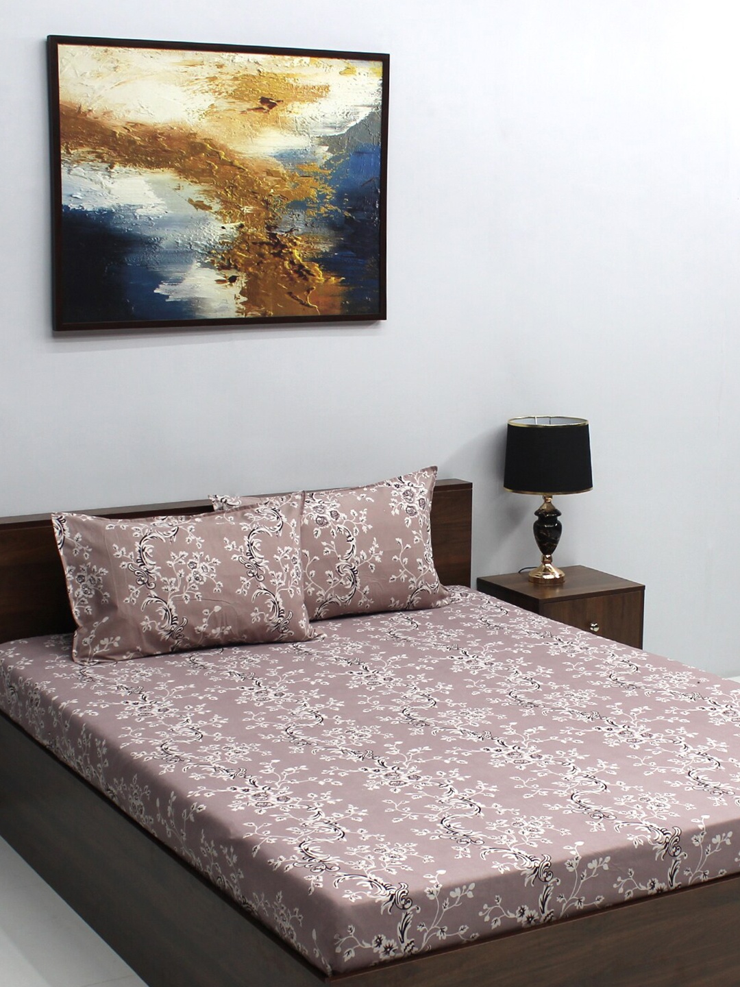 

Raymond Home Serene Pink & White Floral 164 TC Queen Bedsheet with 2 Pillow Covers