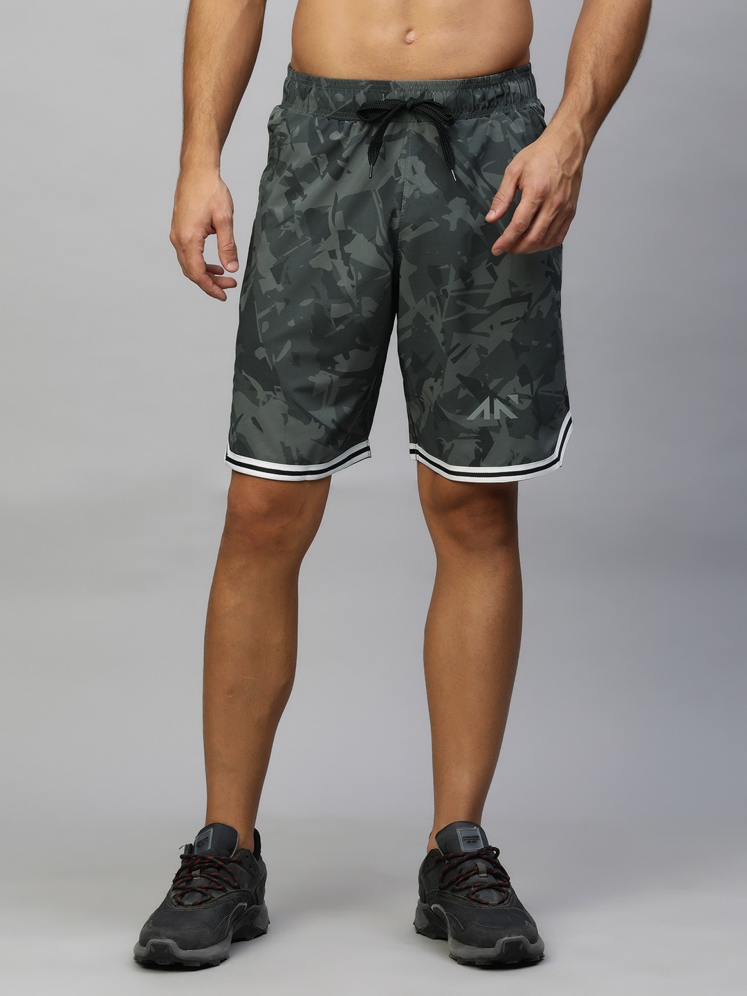 

AESTHETIC NATION Men Camouflage Printed Sports Shorts, Charcoal