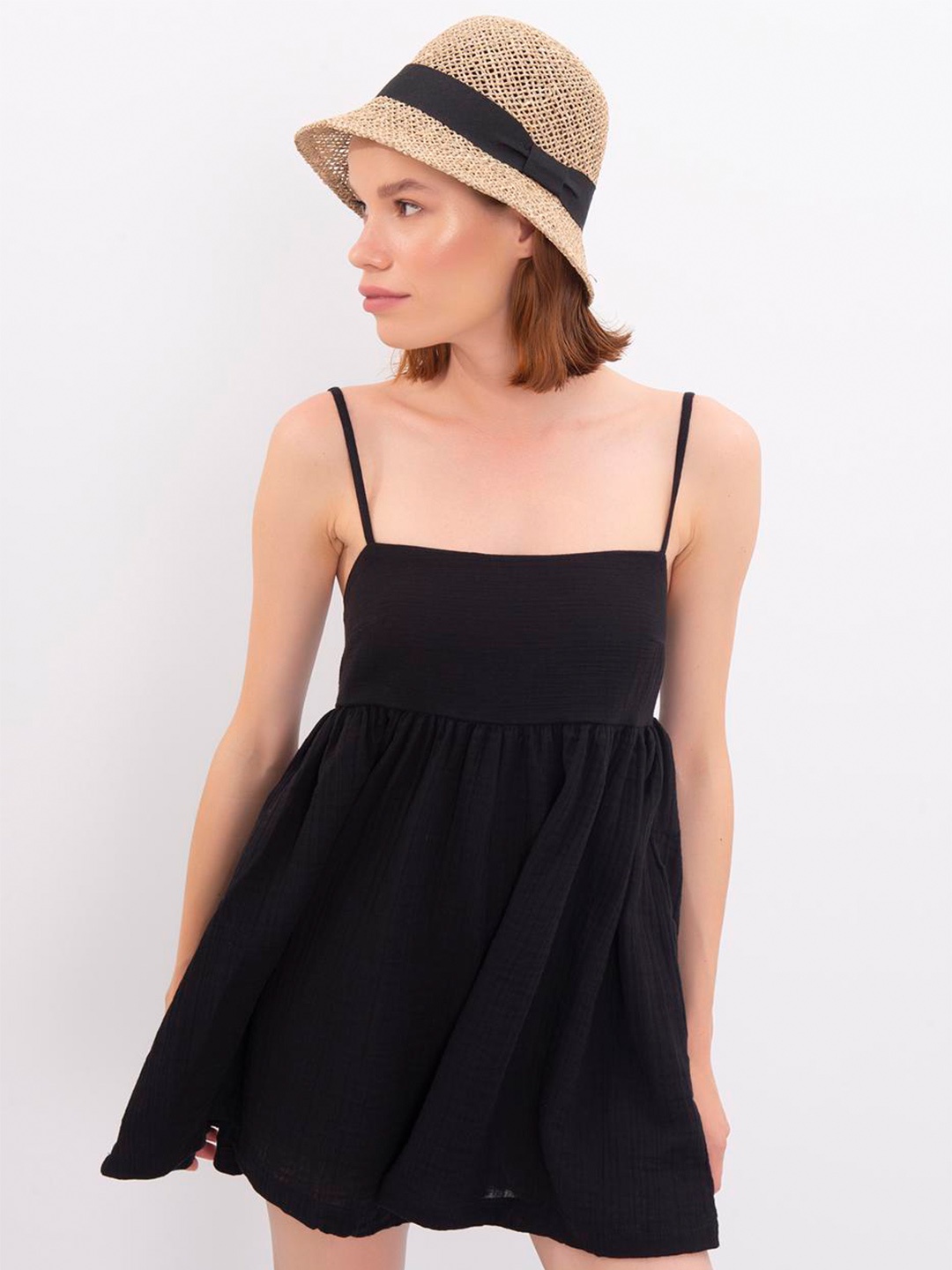 

PRET A TUER Cotton Shoulder Straps Playsuit, Black