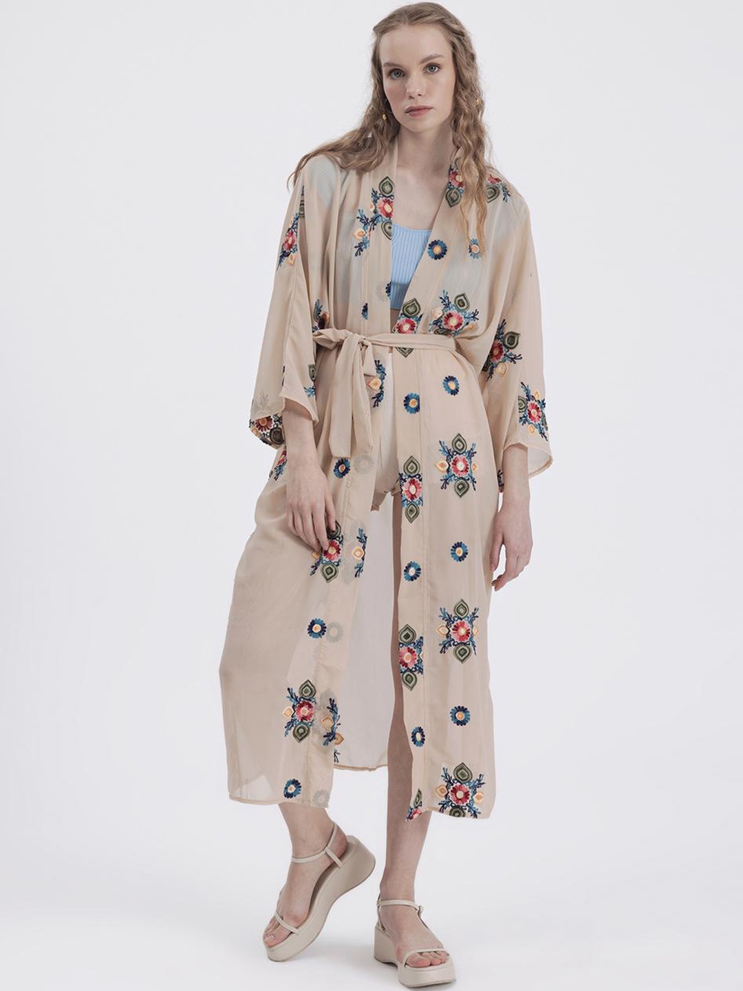 

PRET A TUER Floral Printed Open Front Robe With belt, Beige